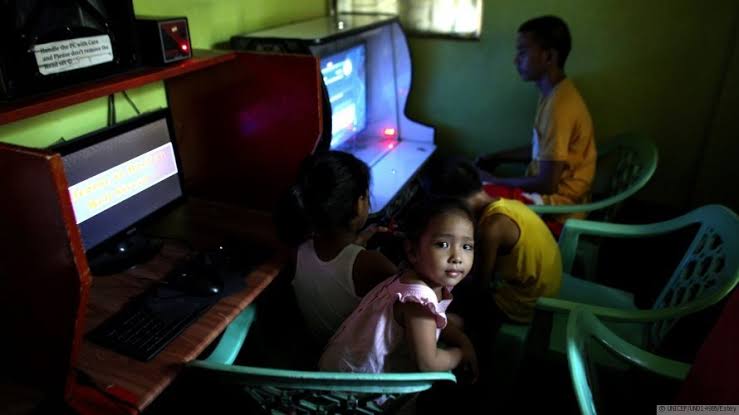 Children Choose internet over TV