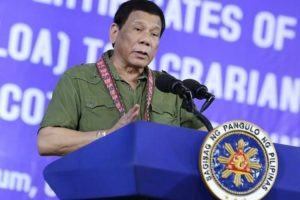 Duterte Decides to Fire 64 Customs Officials and Employees For Corruption
